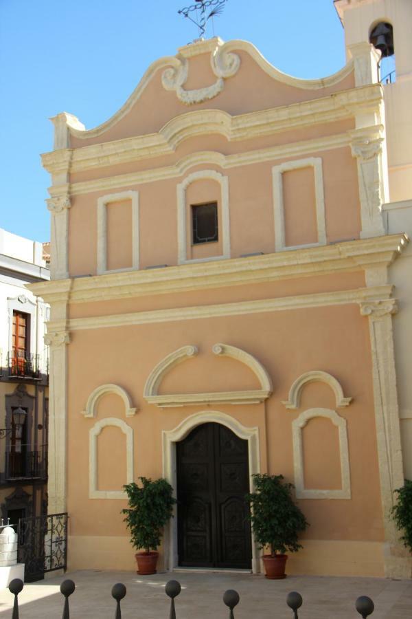Sant Efisio Host Ξενοδοχείο Κάλιαρι Εξωτερικό φωτογραφία