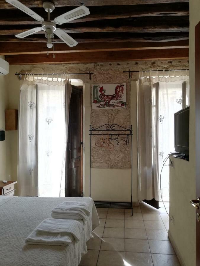 Sant Efisio Host Ξενοδοχείο Κάλιαρι Εξωτερικό φωτογραφία